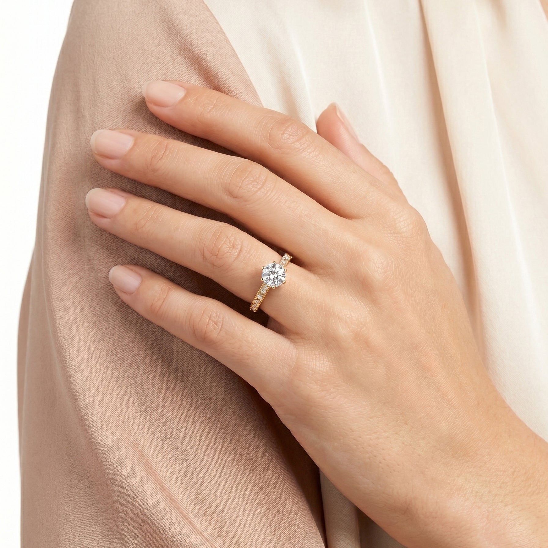 Anillo De Compromiso V3  Oro 18K