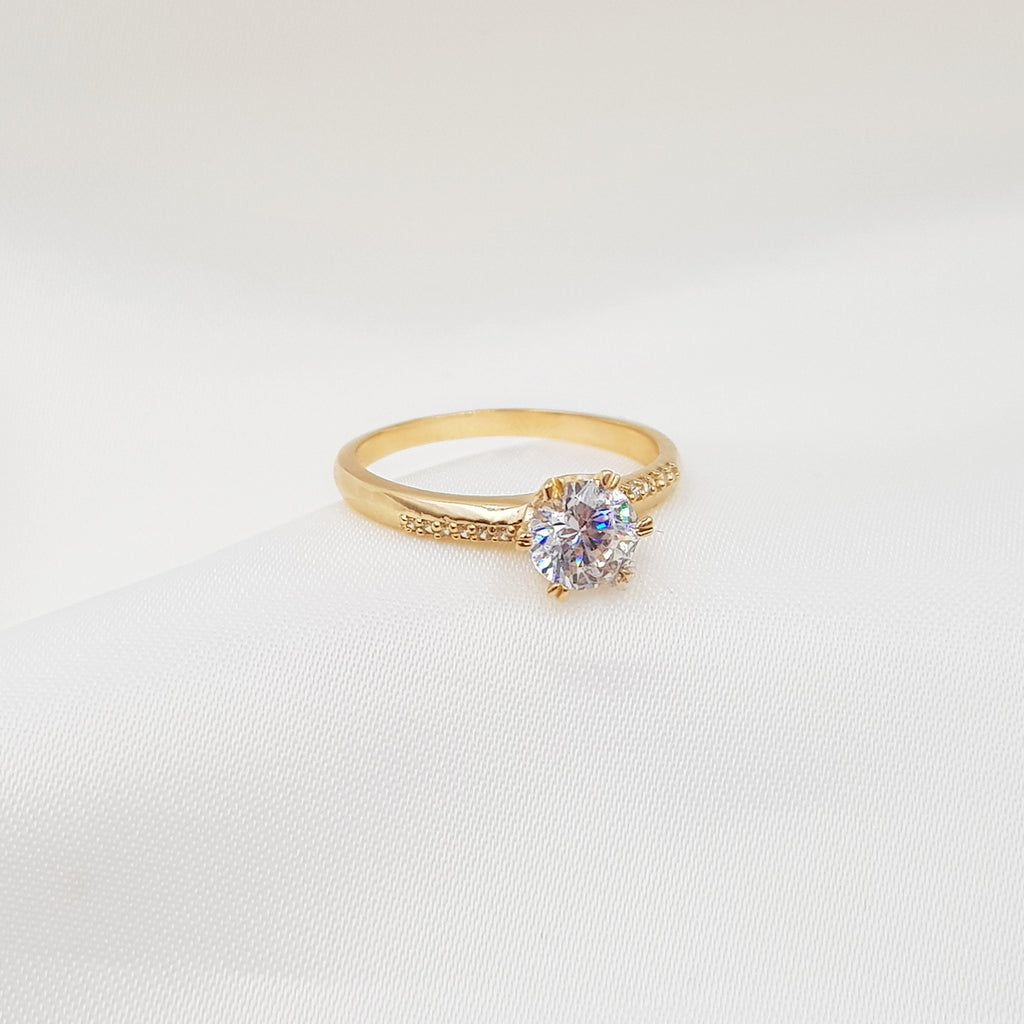 Anillo De Compromiso V7  Oro 18K