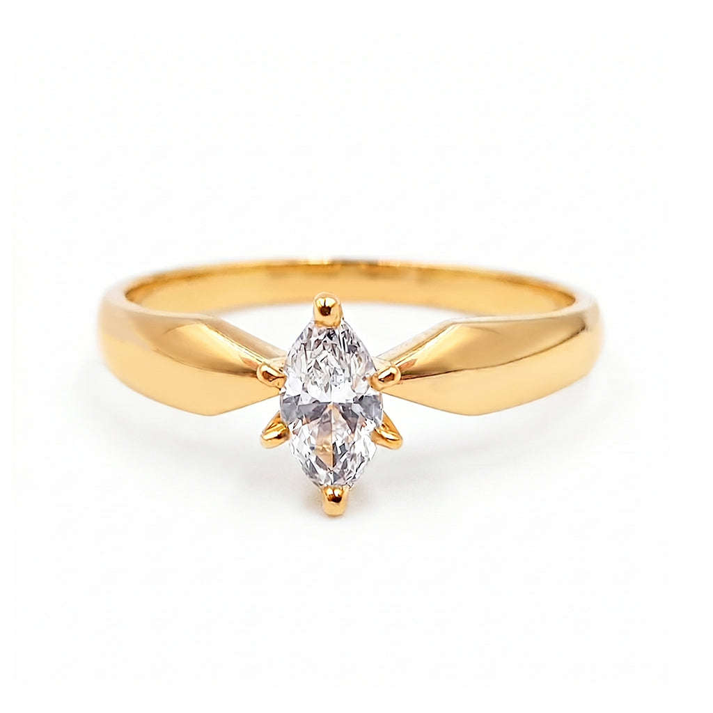 Anillo De Compromiso V17 - Oro 18K