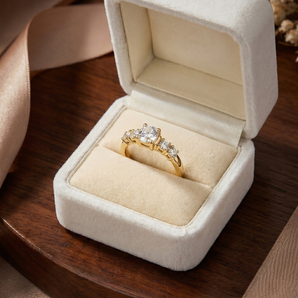 Anillo de Compromiso V39 - Oro 18K