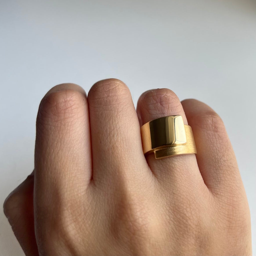 Anillo Bibi - Oro 18K