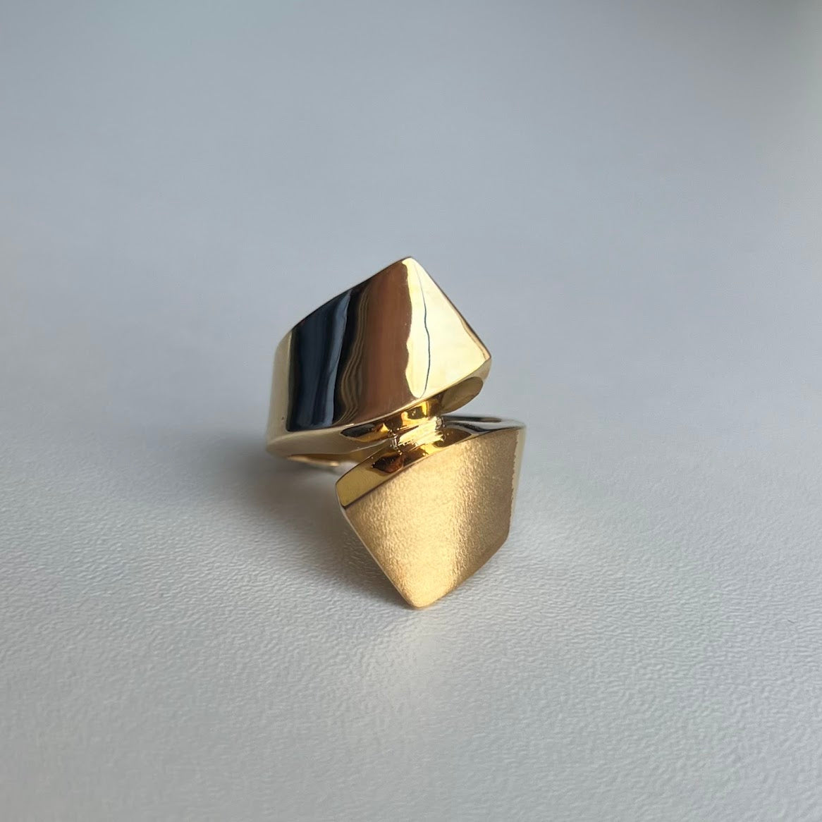 Anillo Arcus - Oro 18K
