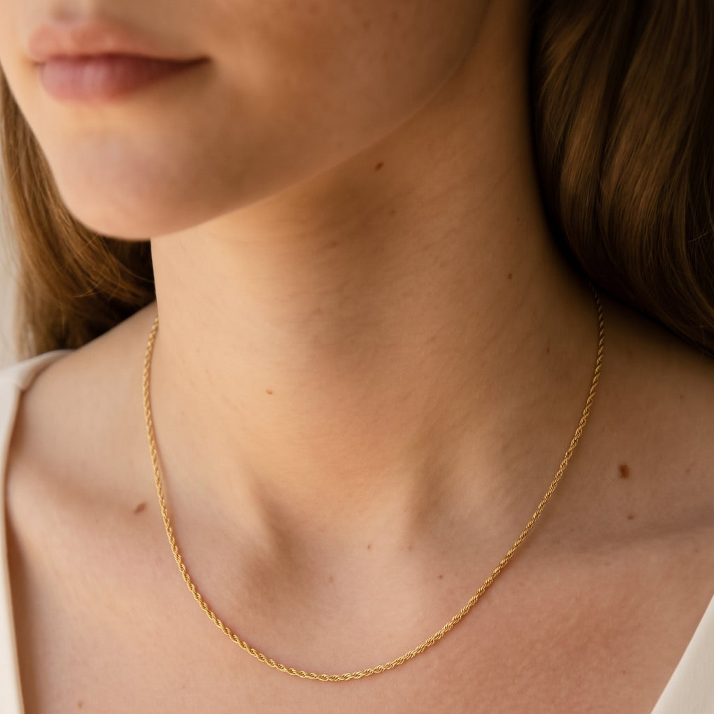 Cadena Entorchada Slim - Oro 18K