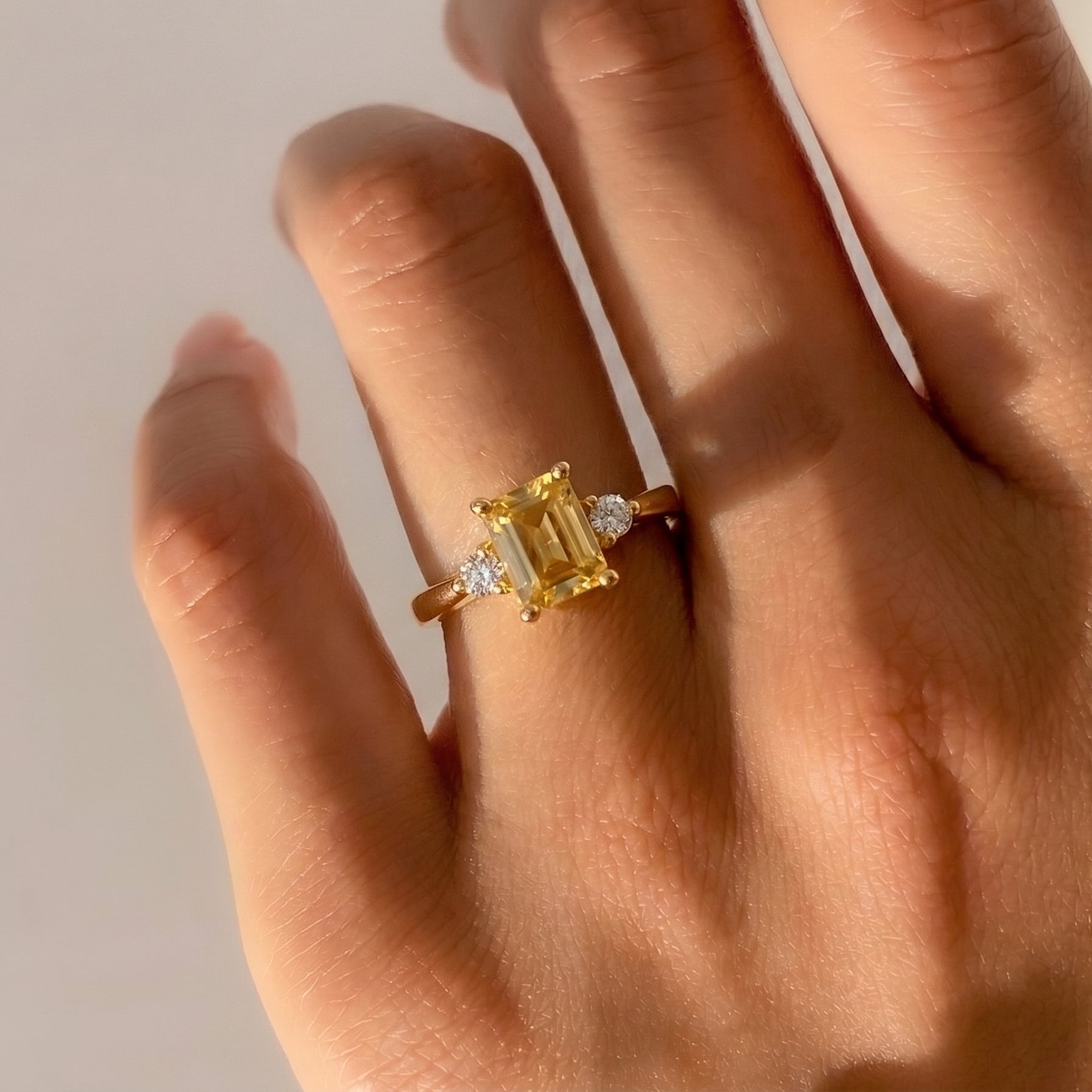 Anillo Gems 1 - Oro 18K